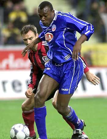 秀色可餐 秀色可餐